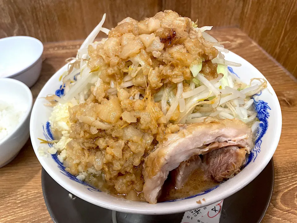 ラーメン（ヤサイマシ・ニンニク・アブラダブル）|とみさんさん