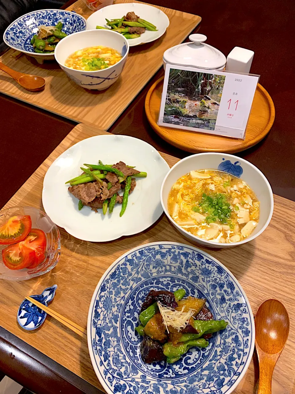 Snapdishの料理写真:牛肉とアスパラ炒め、茄子と獅子唐鍋しぎ|papinさん