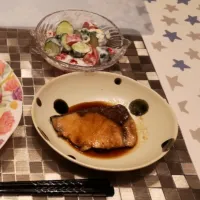 Snapdishの料理写真:ぶりの照り焼き|りーさん