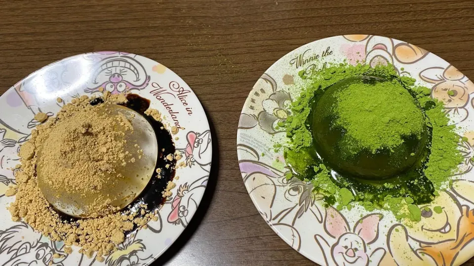 Snapdishの料理写真:穂積堂さんのプチ水玉と抹茶プチ水玉|Morito Kamiyaさん