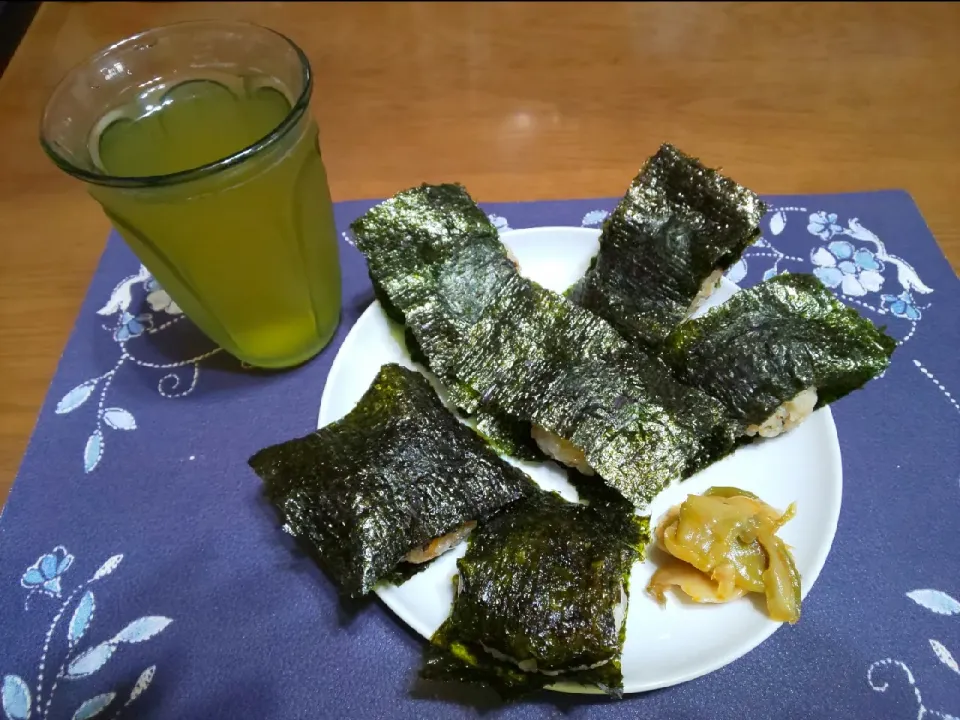 おにぎり(昨日の朝ご飯)|enarinさん