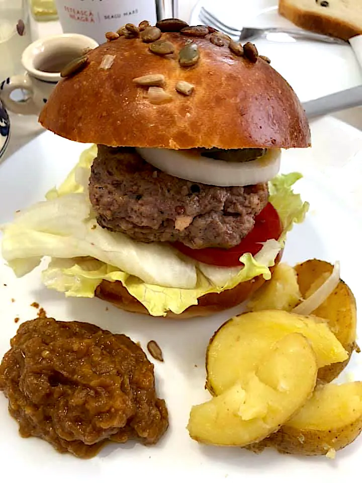 Burger de miel🍔🇷🇴 Cartofi țărănești🍟|aястасияさん