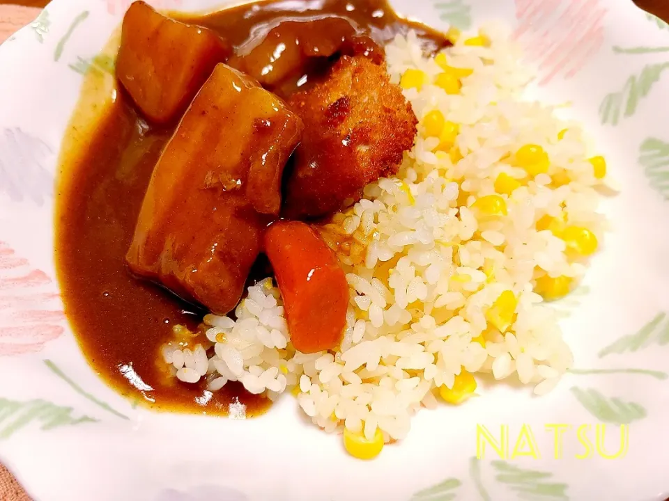 とうきびご飯で豚バラ入りカツカレー|なつさん