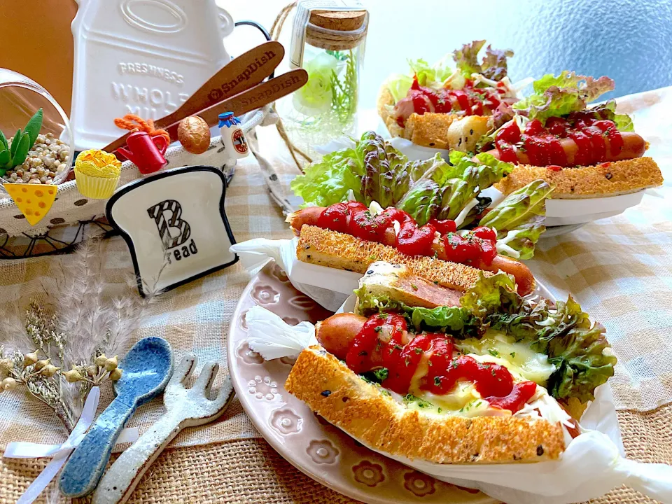 黒ごま食パン𝕕𝕖
🌭ホットドッグ&キャベチードッグ🌭
〜 𝘩𝘰𝘵 𝘥𝘰𝘨 × 𝘤𝘢𝘣𝘣𝘢𝘨𝘦 × 𝘤𝘩𝘦𝘦𝘴𝘦 〜|がぁがさん