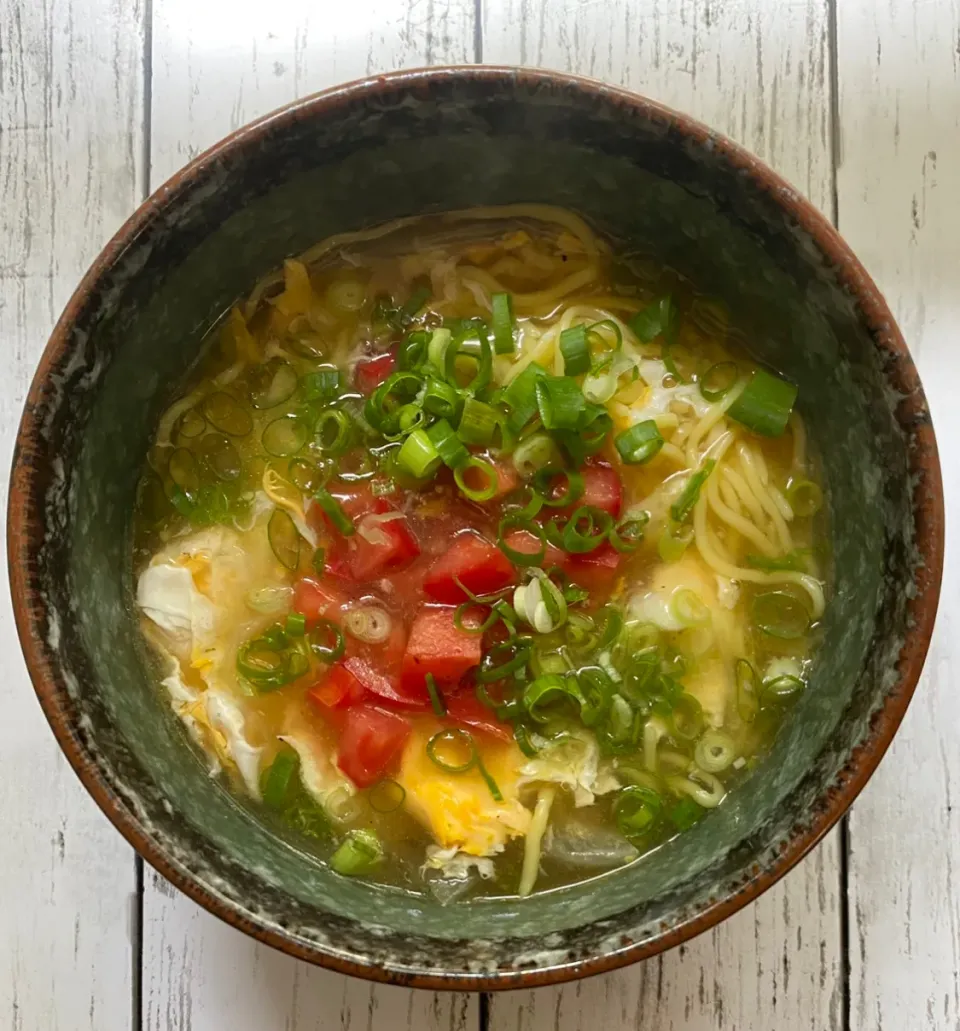 こんにゃく麺のエッグトマトラーメン🍜|川﨑麻世 mayo kawasaki 川崎麻世さん