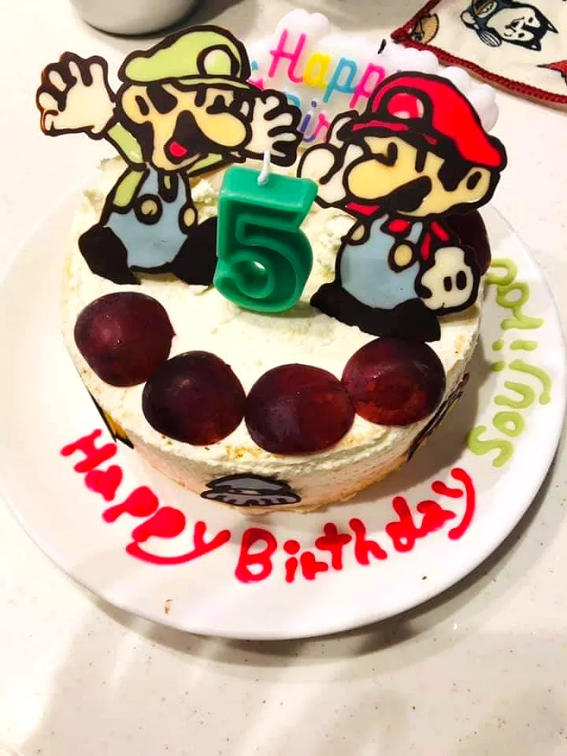 Snapdishの料理写真:誕生日ケーキ🍰|nikochan(^^)さん