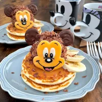 ミッキーのチョコバナナパンケーキ🥞|かおるさん