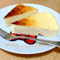 Snapdishの料理写真:低糖質ベイクドチーズケーキ🧀ヨーグルト入り🐮|リカさん