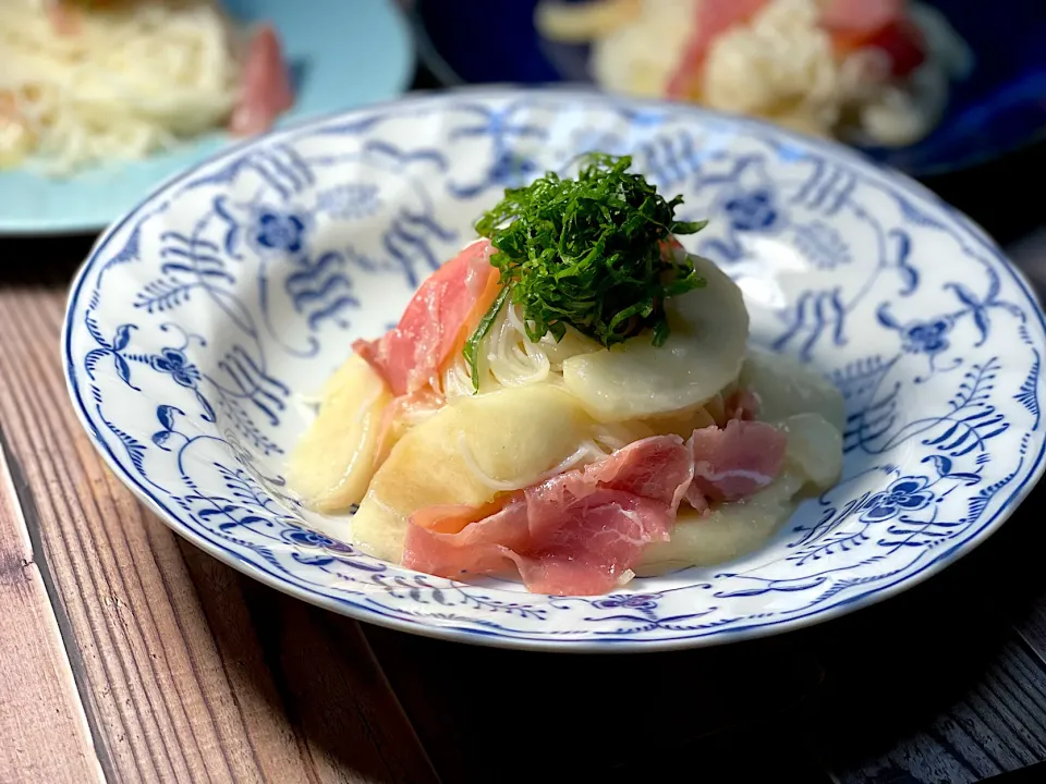 桃と生ハムの素麺カッペリーニ|レオンさん