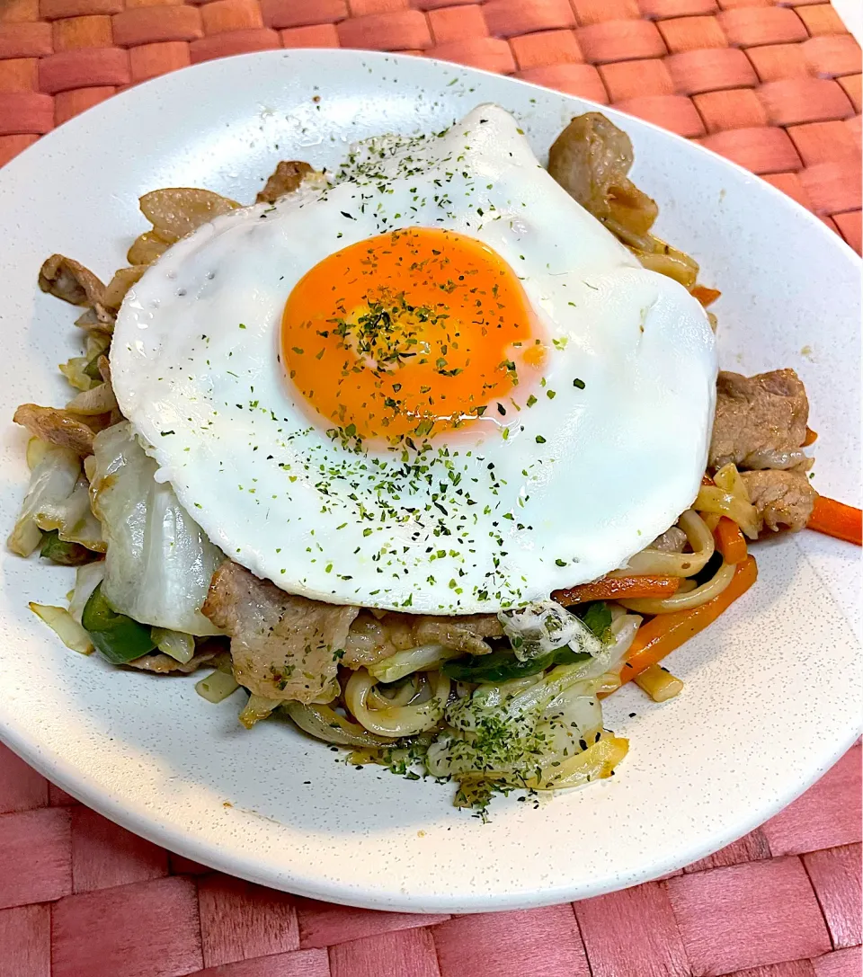 中学生息子のお昼ご飯🍚 焼うどん|Snow10さん