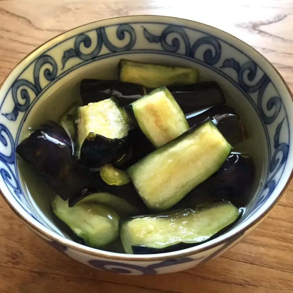 茄子漬けと常備菜でサラサラっとお昼・・|ばくあんしゃさん