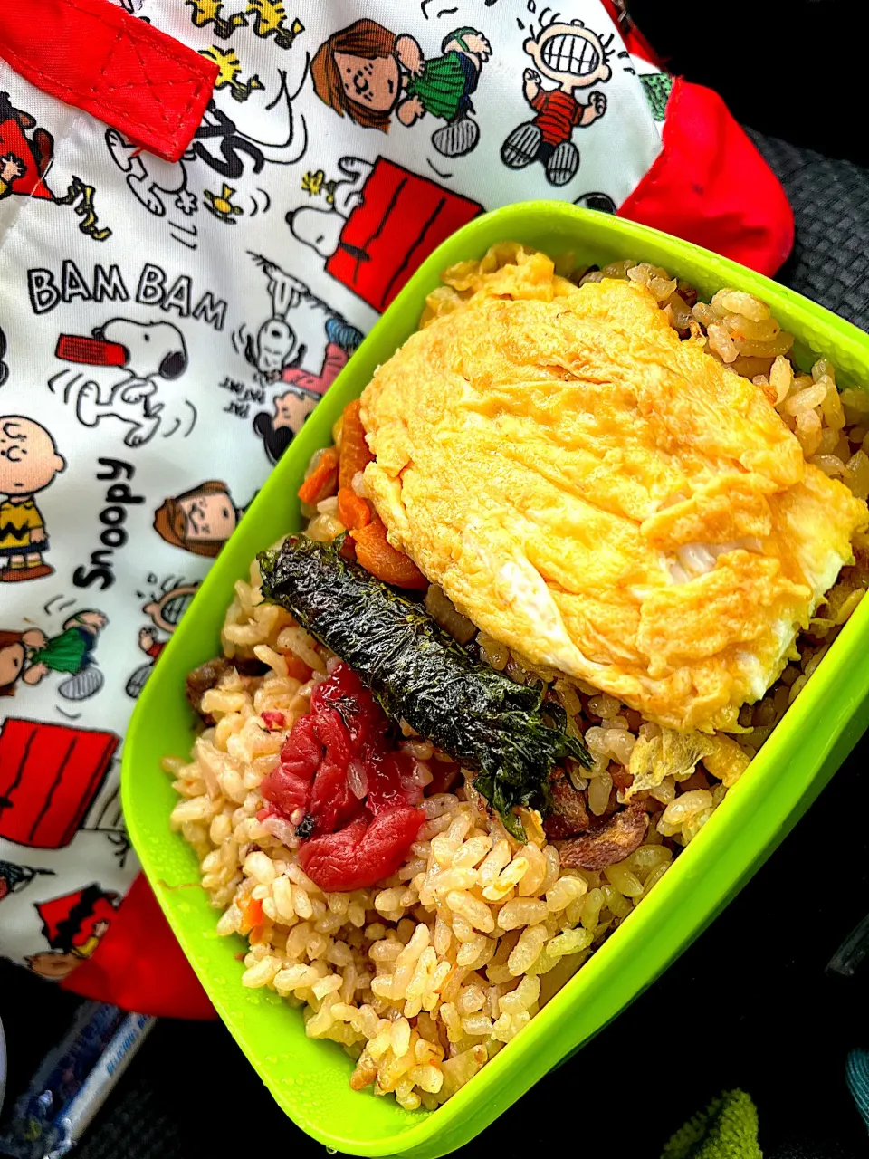 #昼飯　玉子焼きと梅としそ巻き乗せロウカット玄米五目釜飯弁当|ms903さん