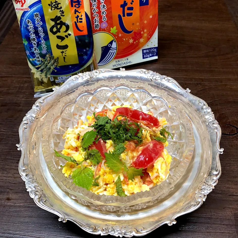 Snapdishの料理写真:カニカマトマトスクランブルエッグ🍅|henryさん