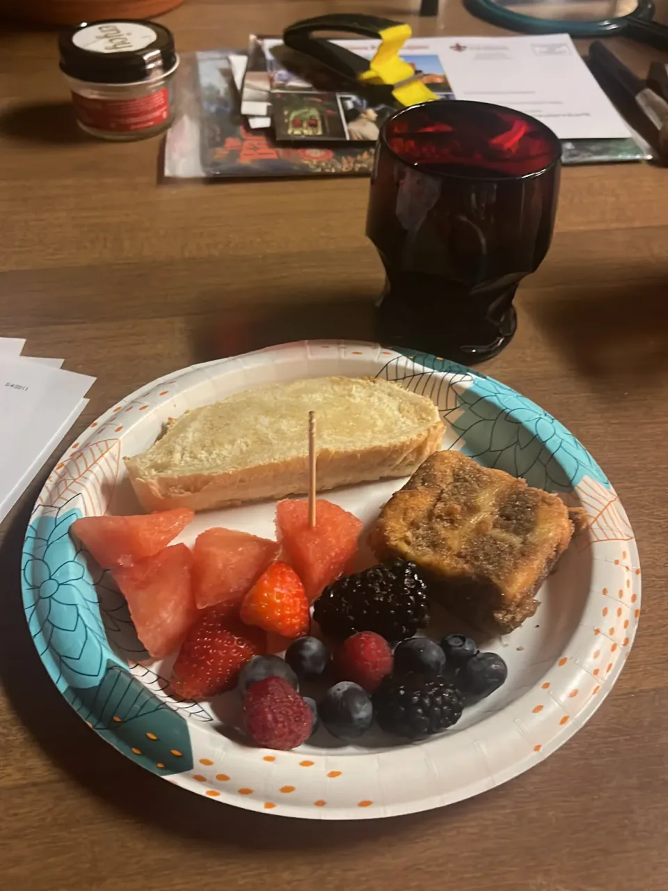 Bread, cofee strussel, and fruit|suさん