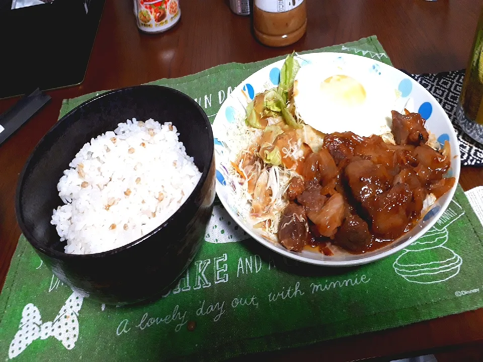 中落ちカルビ炒め&もち麦ご飯|夜の海に立ち…さん