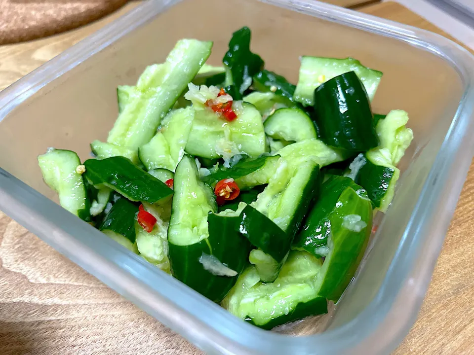 Cucumber salad|yeni kartikasariさん