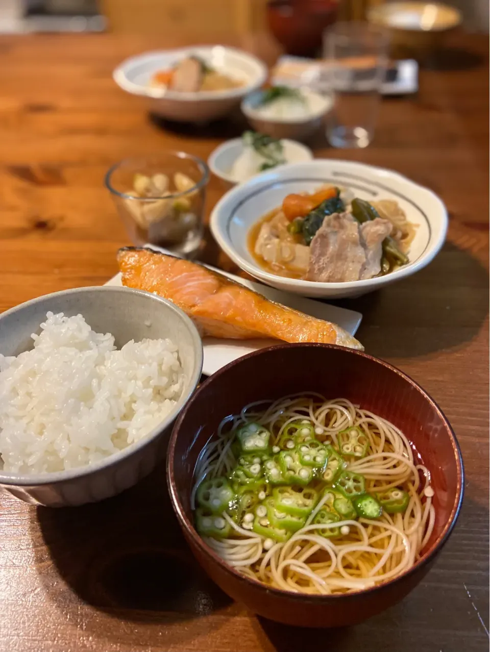 8/19の夕食　鮭塩焼きに肉豆腐と煮麺|yoneさん