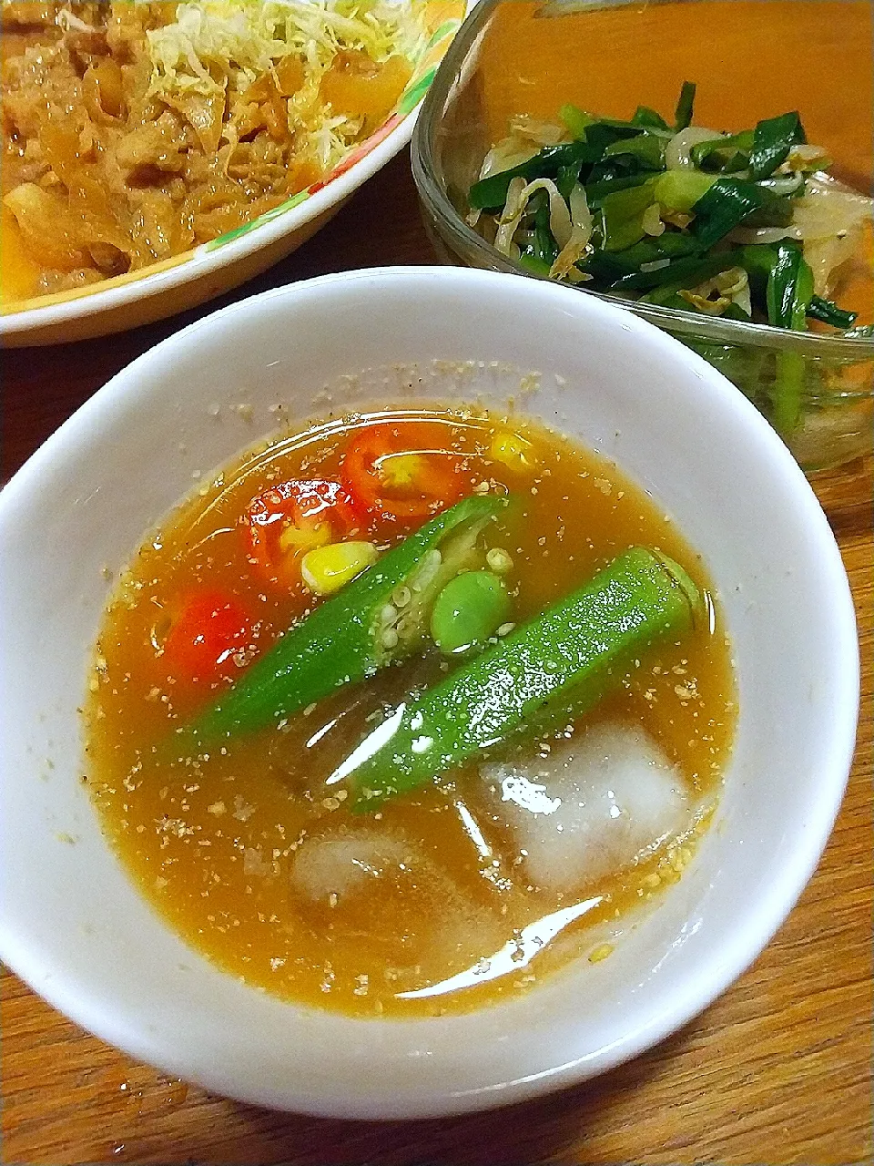 蒸す夜に、冷やしみそ汁|まきごろうさん