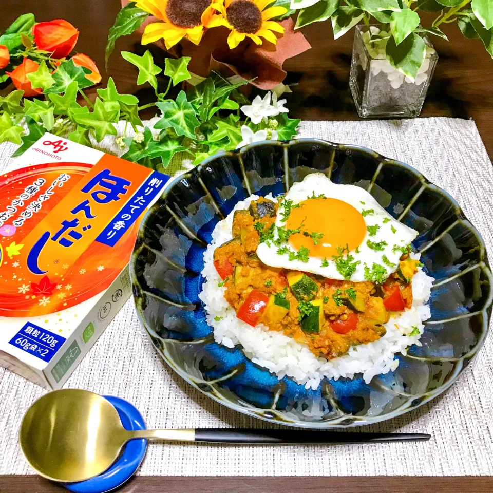 Snapdishの料理写真:レンジで簡単！夏野菜たっぷり和風キーマカレー|ハマーさん