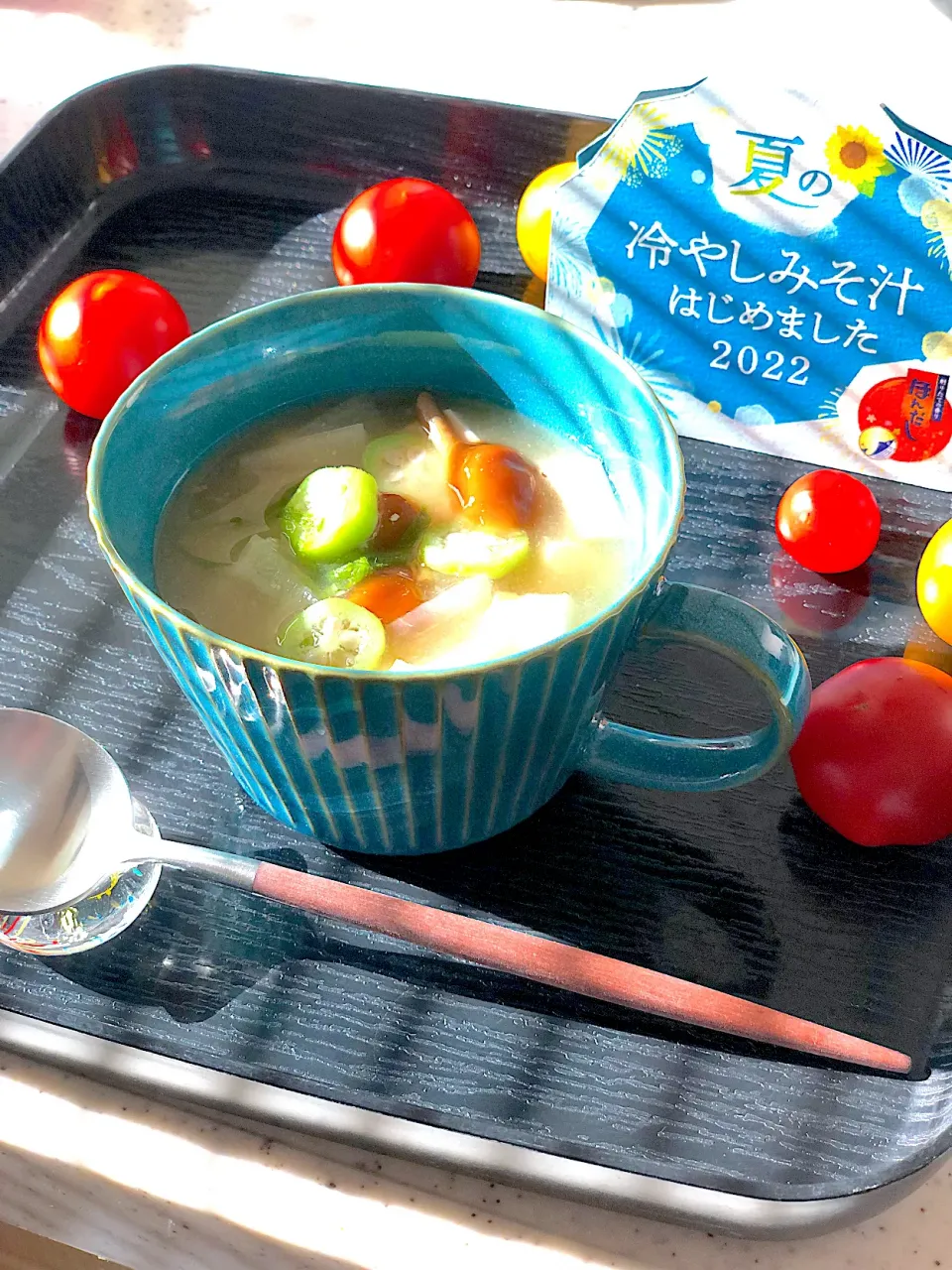 なめこ、おくら、大根、青シソ、甘酒、お味噌、あごだしで、夏のとろーり冷やし味噌汁|笙　みかんさん