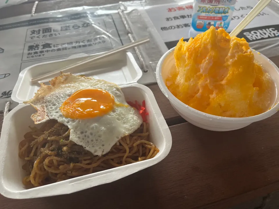 富士宮焼きそばとみかんかき氷🍊|Sakikoさん