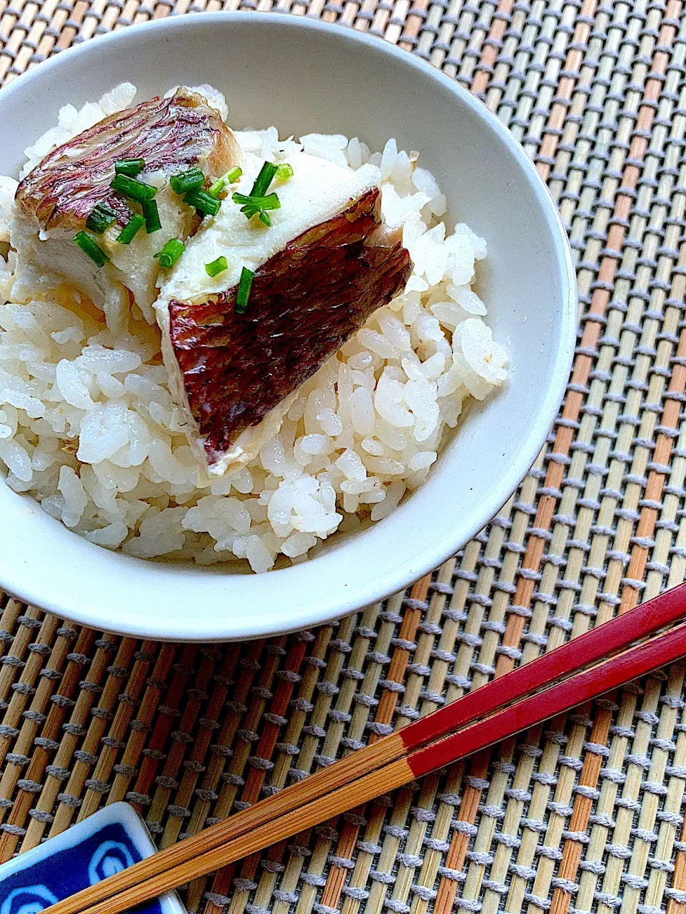 鯛めし🍚ほんだしと炊飯器でカンタン🐟|ジュンコ バイヤーさん