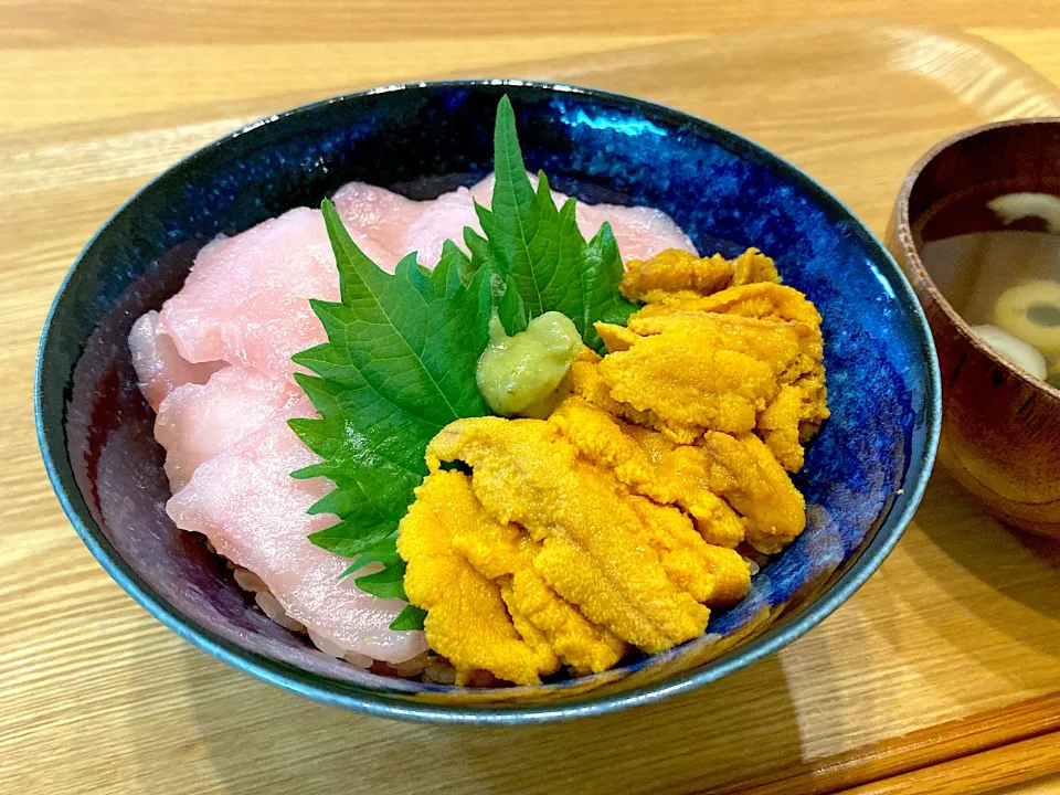 うにまぐろ丼|みか♪さん