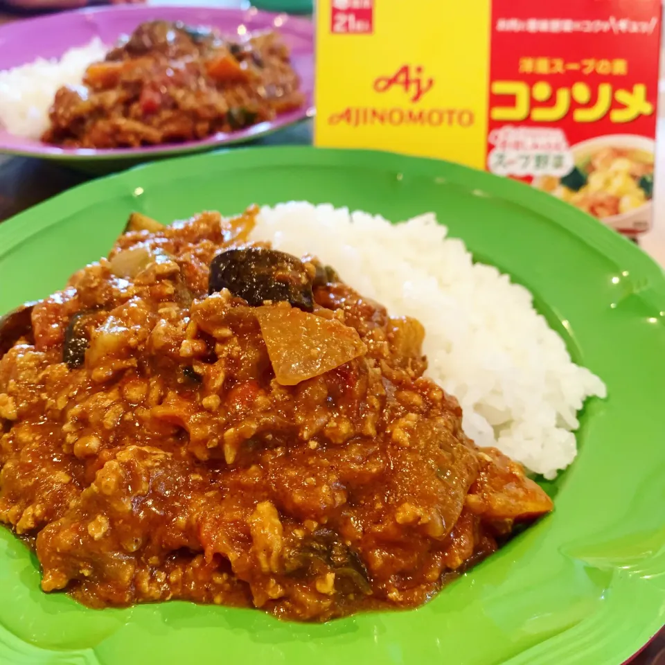 夏野菜の無水トマトカレー|愛さん