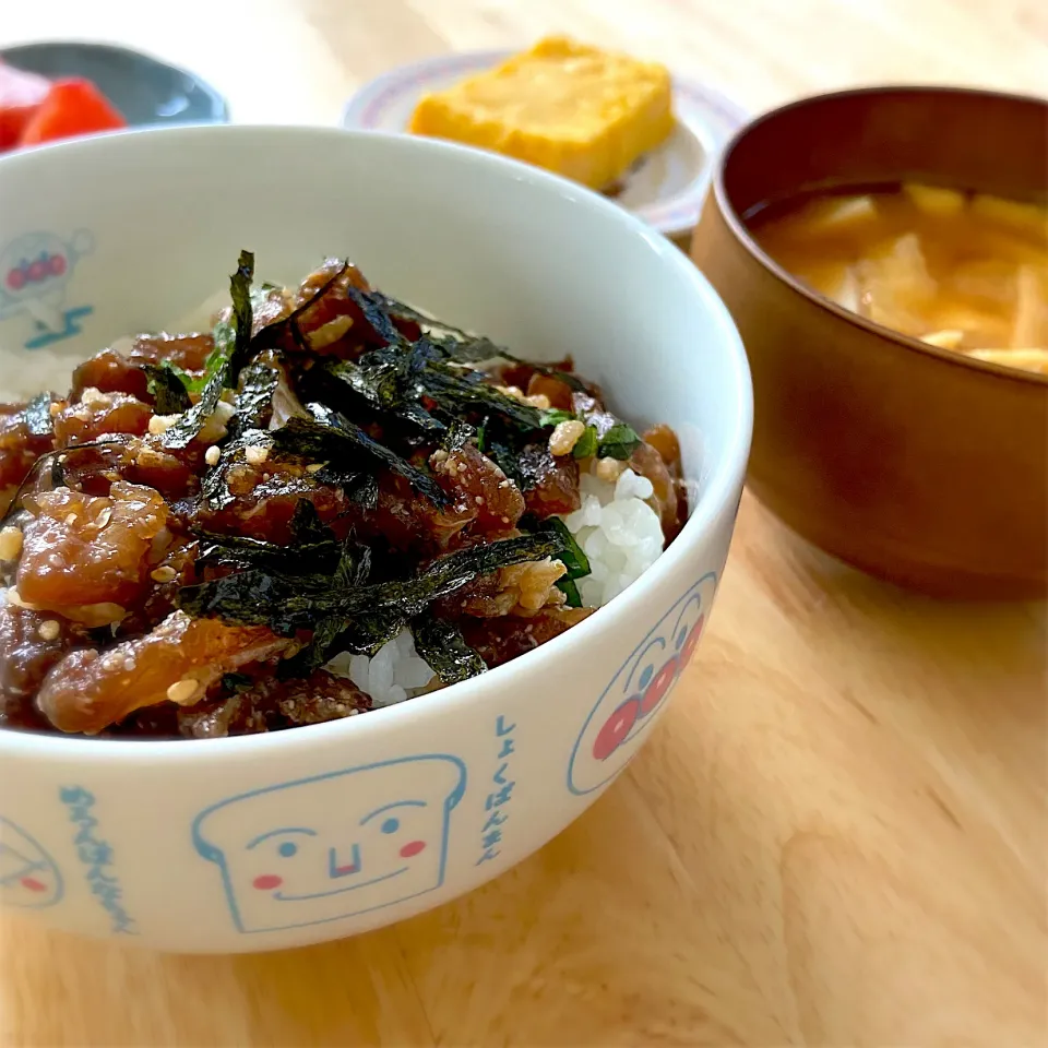 真鯛の漬け丼で朝ごはん|ちゅぱきちさん