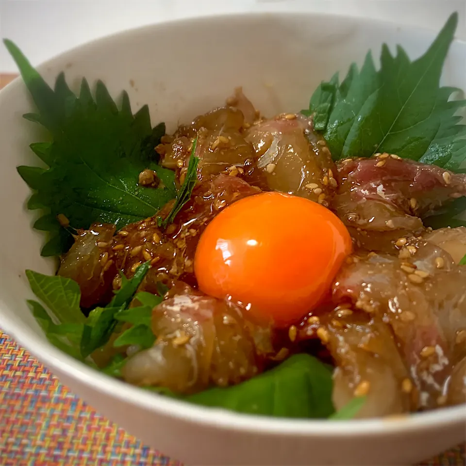 Snapdishの料理写真:鯛の漬丼|Yochipyさん