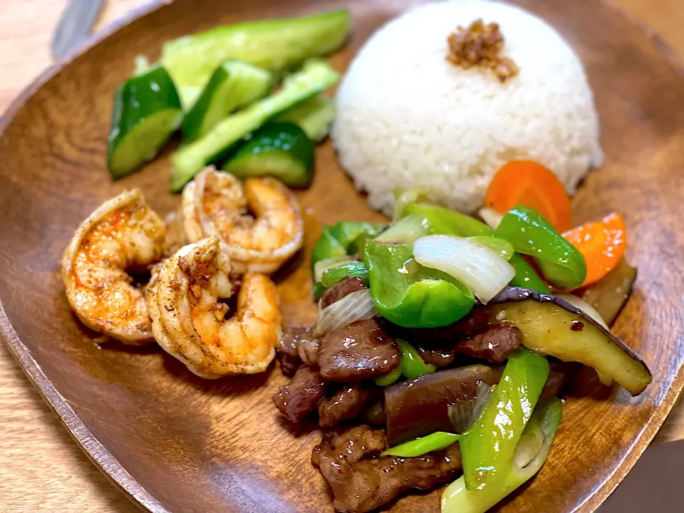 Mongolian beef & garlic shrimp|yeni kartikasariさん