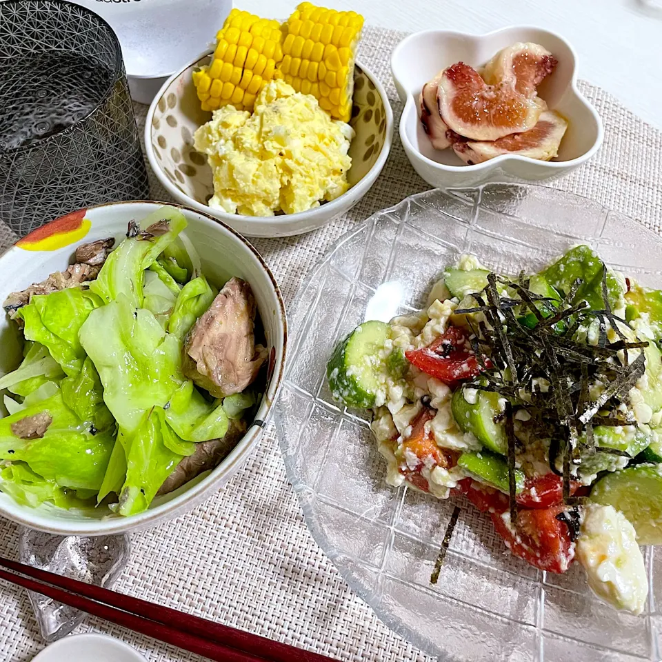 8/22晩ご飯：鯖缶のキャベツ蒸し|ななみんさん