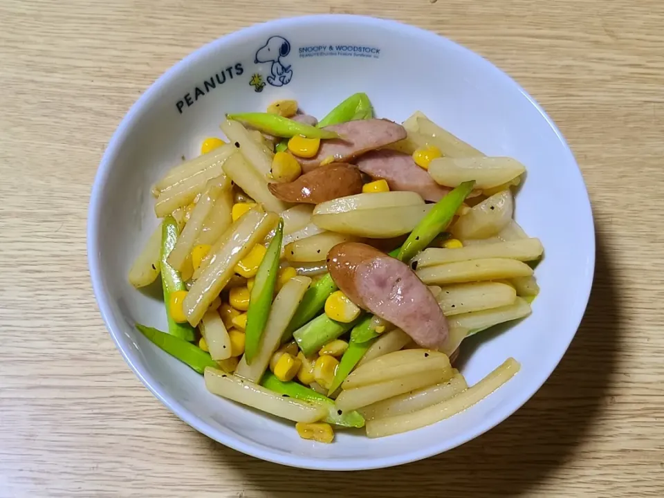 じゃがいもとアスパラの醤油バター|なっつさん