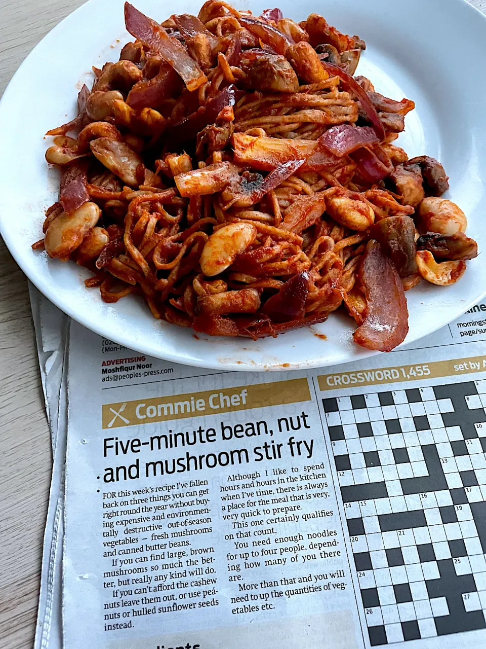 Snapdishの料理写真:Five-minute bean, nut & mushroom stir fry|Nick Hiderさん