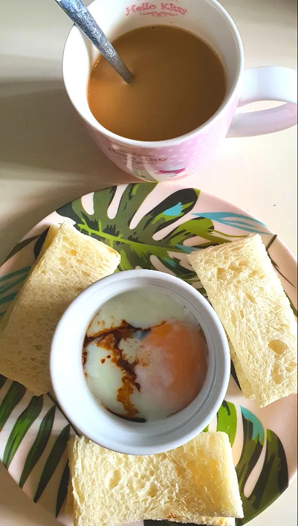 Good morning😋 butter bread soft boiled egg coffee with milk 😍|🌷lynnlicious🌷さん