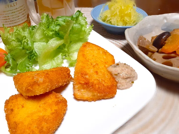 6ピーチーズフライ🧀
サーモンフライ

そうめんかぼちゃの酢の物
野菜煮物|びせんさん