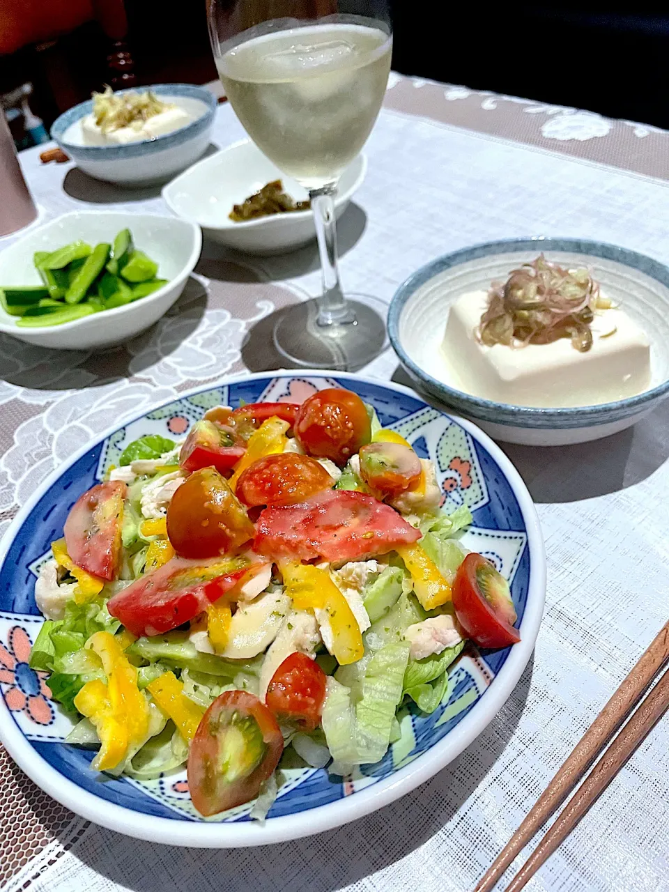 Snapdishの料理写真:〜昨日の実家晩ご飯　サラダ&冷や奴〜2022.8.23|yuuさん