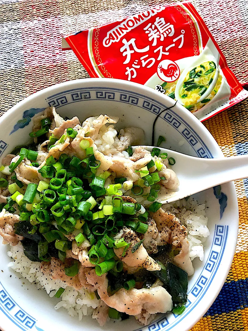 鶏ガラでやみつき豚バラ丼👍|Tina Tomoko😋さん