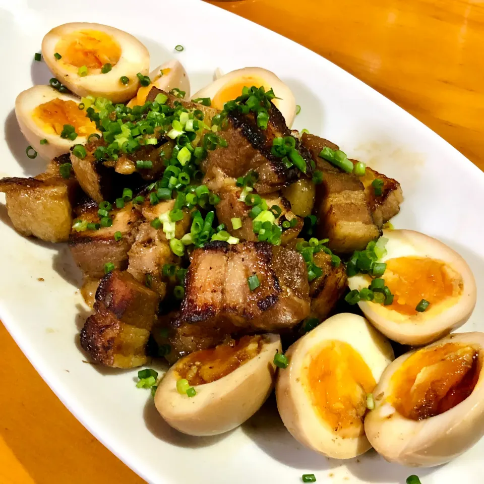 マユマユさんの料理 豚バラチャーシューと味付け卵丼|マユマユさん