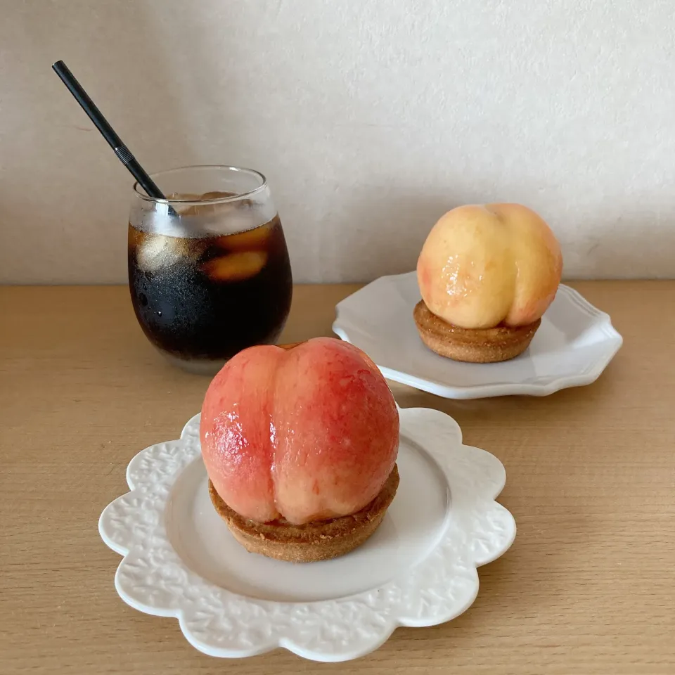 丸ごとももタルト🍑🥧|ちゃみこさん