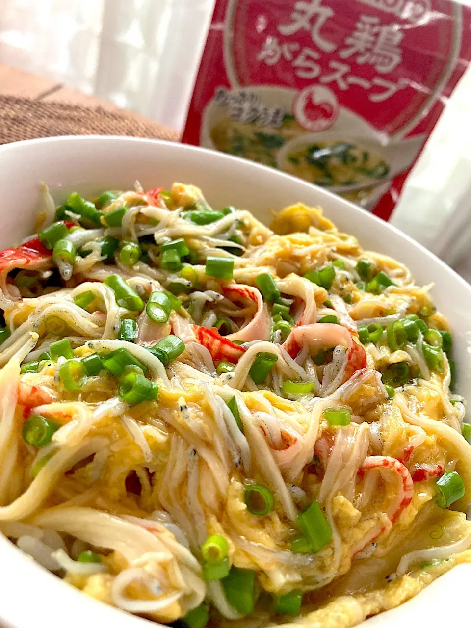 ふわとろカニカマ卵丼😋🦀🥚🍚💕✨シラス入り🐟|アイさん