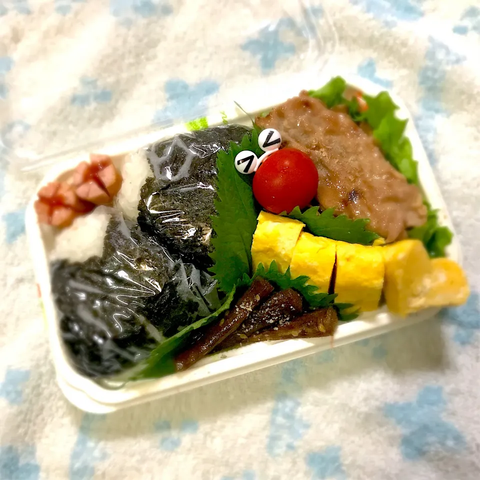 SJK弁当🍱〜豚生姜焼き・玉子焼き・ソーセージ・ごぼう甘辛煮|華恋さん