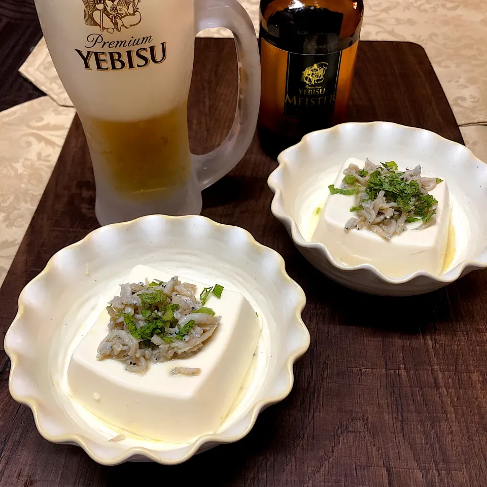 Snapdishの料理写真:オリーブオイル漬け豆腐＊しらす実山椒|henryさん