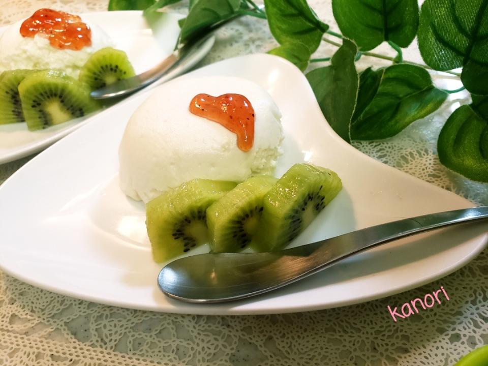 すと☺︎*☻さんの料理 クレームダンジュ
水切りヨーグルトとメレンゲで♥️