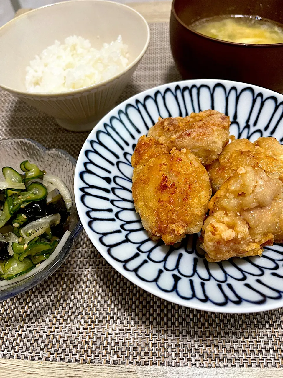 ジューシーから揚げのお昼ごはん|ゆかｕさん