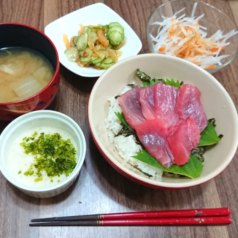 まぐろ問屋山かけ丼|ゆりちさん