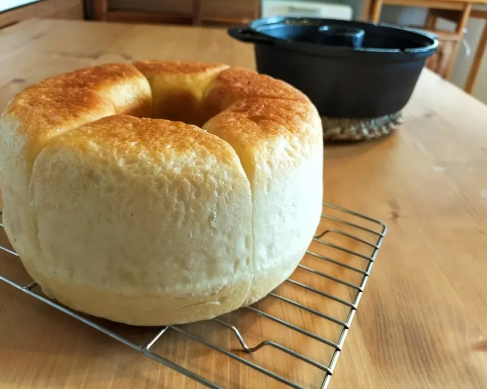 Snapdishの料理写真:フォカッチャ生地でパン🍞|Yuriさん