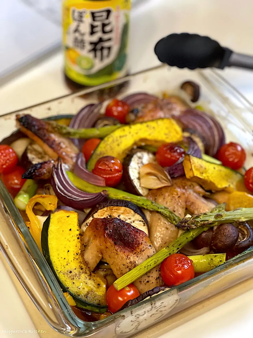 昆布ポン酢で手羽先と野菜のグリル|由美さん