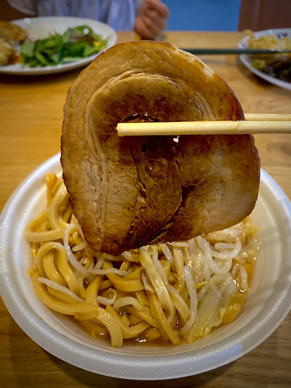 デカ豚ラーメン|髙野泰朋さん