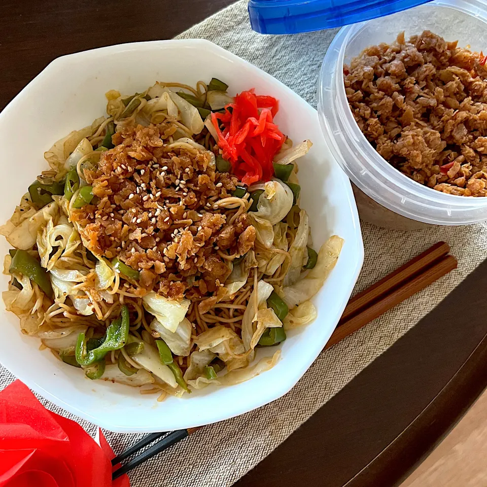 香港風🇭🇰細麺のソイ醬焼そばin大豆ミート|ワイントンさん